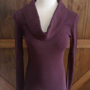 ❤️ 3/$25 Women’s Kismet cowl neck top shirt burgundy maroon layering springtime